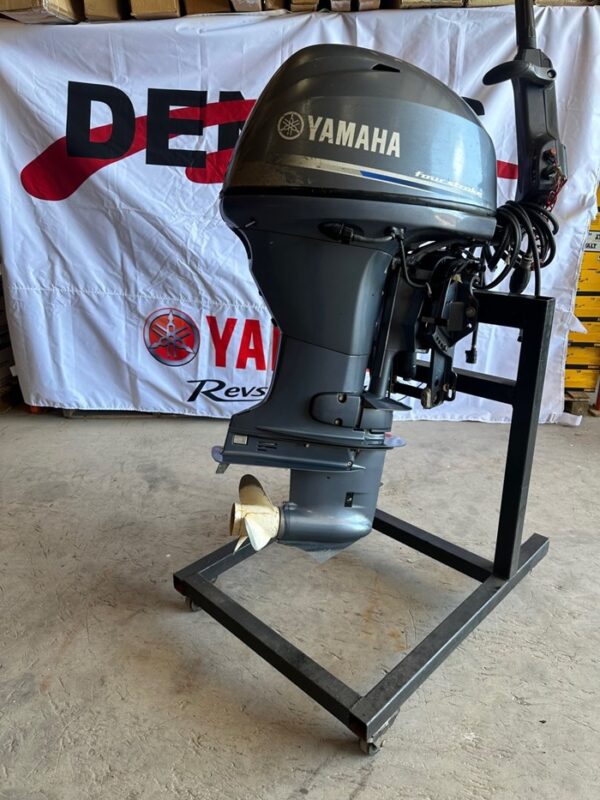 Used yamaha F40LEH  Outboard Engine - Image 5