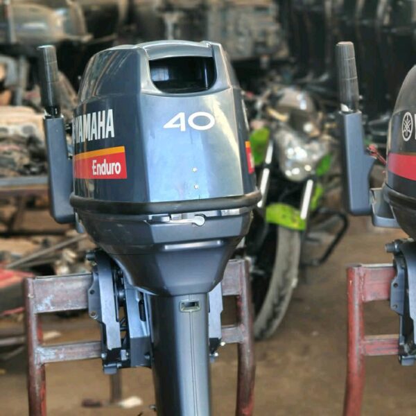 Yamaha 40 hp Enduro outboard engine 2-Stroke Long Shaft - Image 4