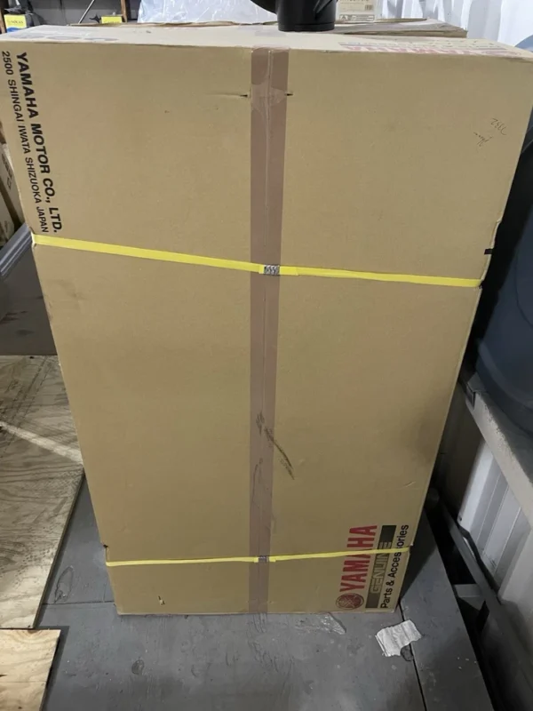 Yamaha F150FET Lower Unit - Image 11