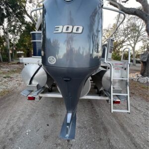 Yamaha F300 V6 4.2L Digital 25 F300XCA Outboard Motor